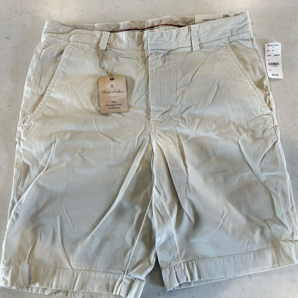Brooks Brothers Garmet Dyed Shorts 9”